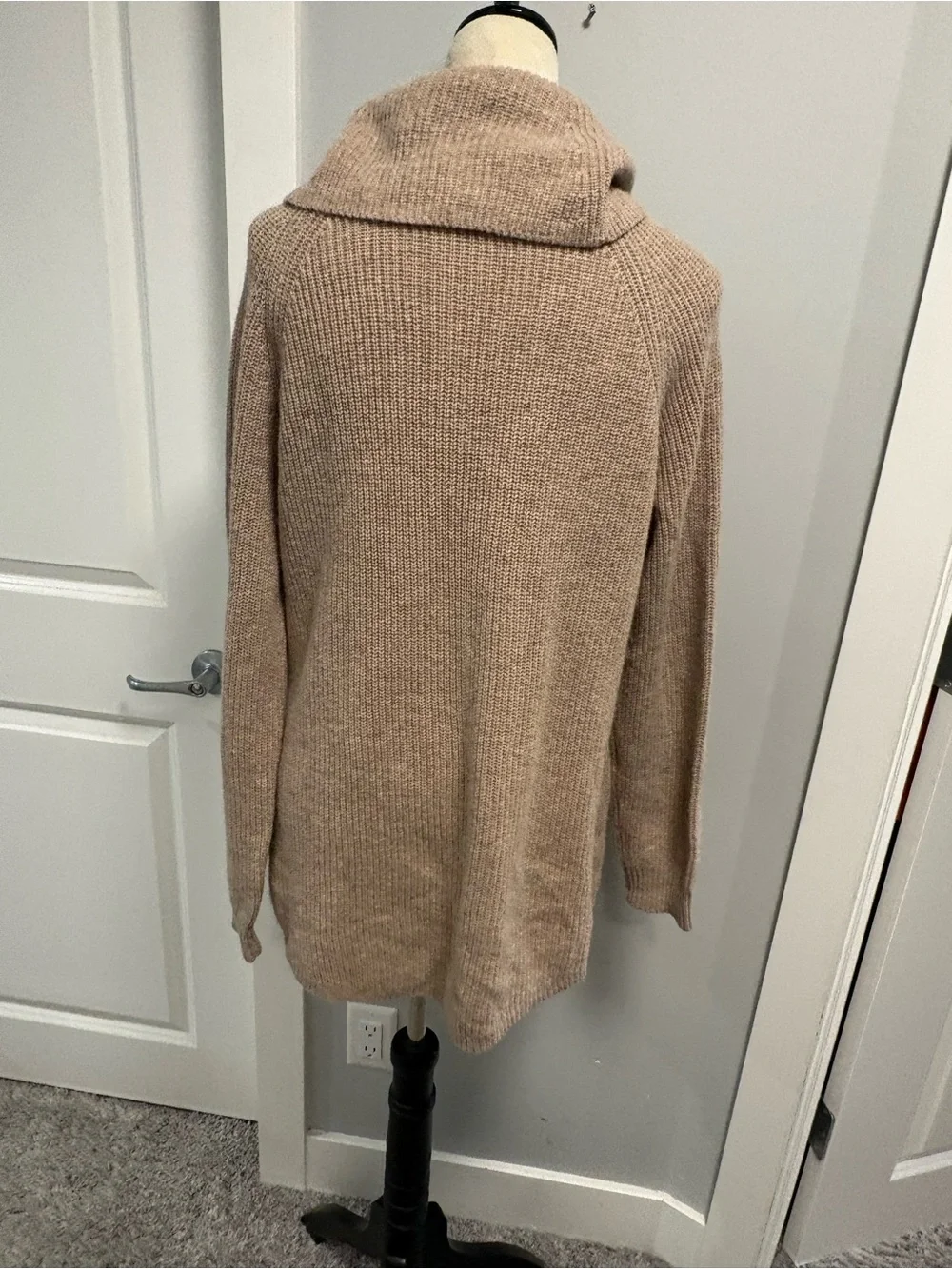 NWT Tahari Merino Wool Blend Taupe Cowl-Neck Sweater - Picture 7 of 12